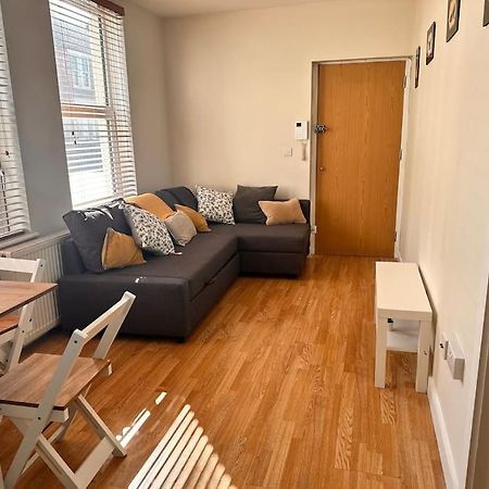 2 Bedroom Apartment In Se13 Londres Exterior foto