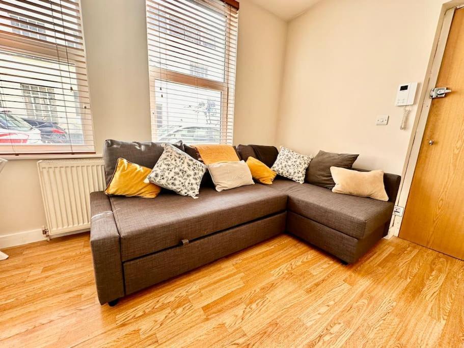 2 Bedroom Apartment In Se13 Londres Exterior foto